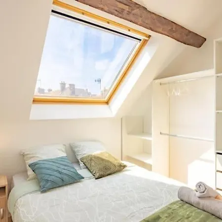 Le Nid Troyen I Gare I New & Cosy I Hyper Centre I Rent Immo Appartement