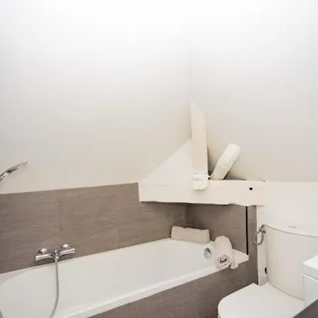 Le Nid Troyen I Gare I New & Cosy I Hyper Centre I Rent Immo Appartement *